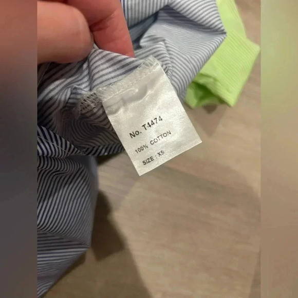 TERRA SJ Apparel Multi Colored Stripped Button Up Top / Size XS / - Picture 7 of 8